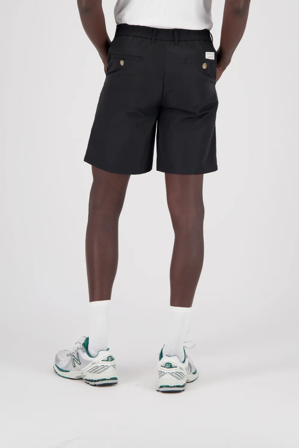 Colours & Sons Shorts with Pleats - Black*Herren Shorts