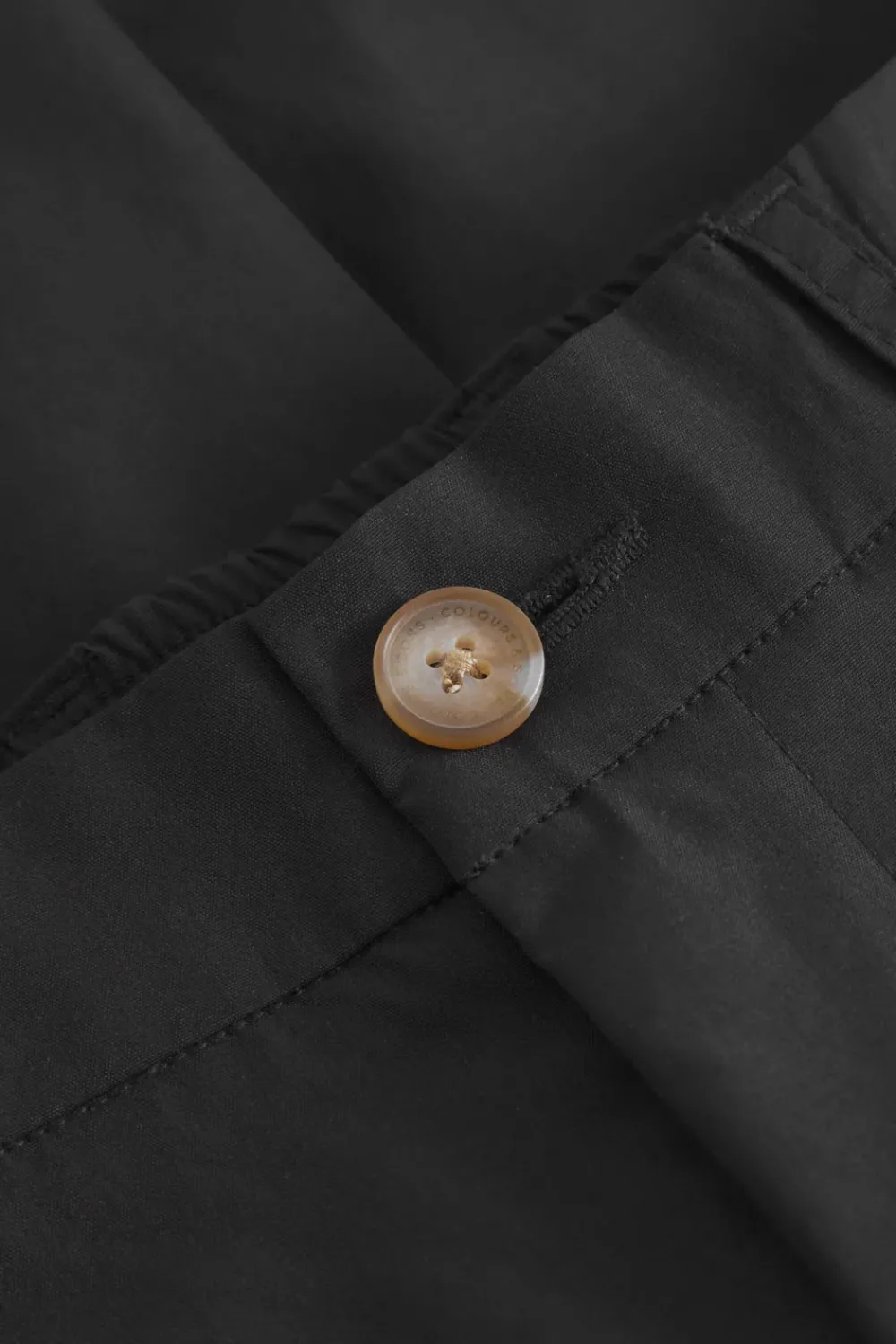 Colours & Sons Shorts with Pleats - Black*Herren Shorts